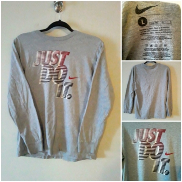 Nike Classic Just Do It Teen Unisex LongsleeveTee - Picture 1 of 12